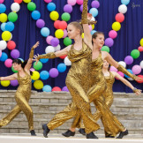 den_molodyojhy_2013_057